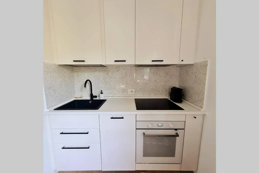 Paulina Guest House 0*, Bologna Italy
